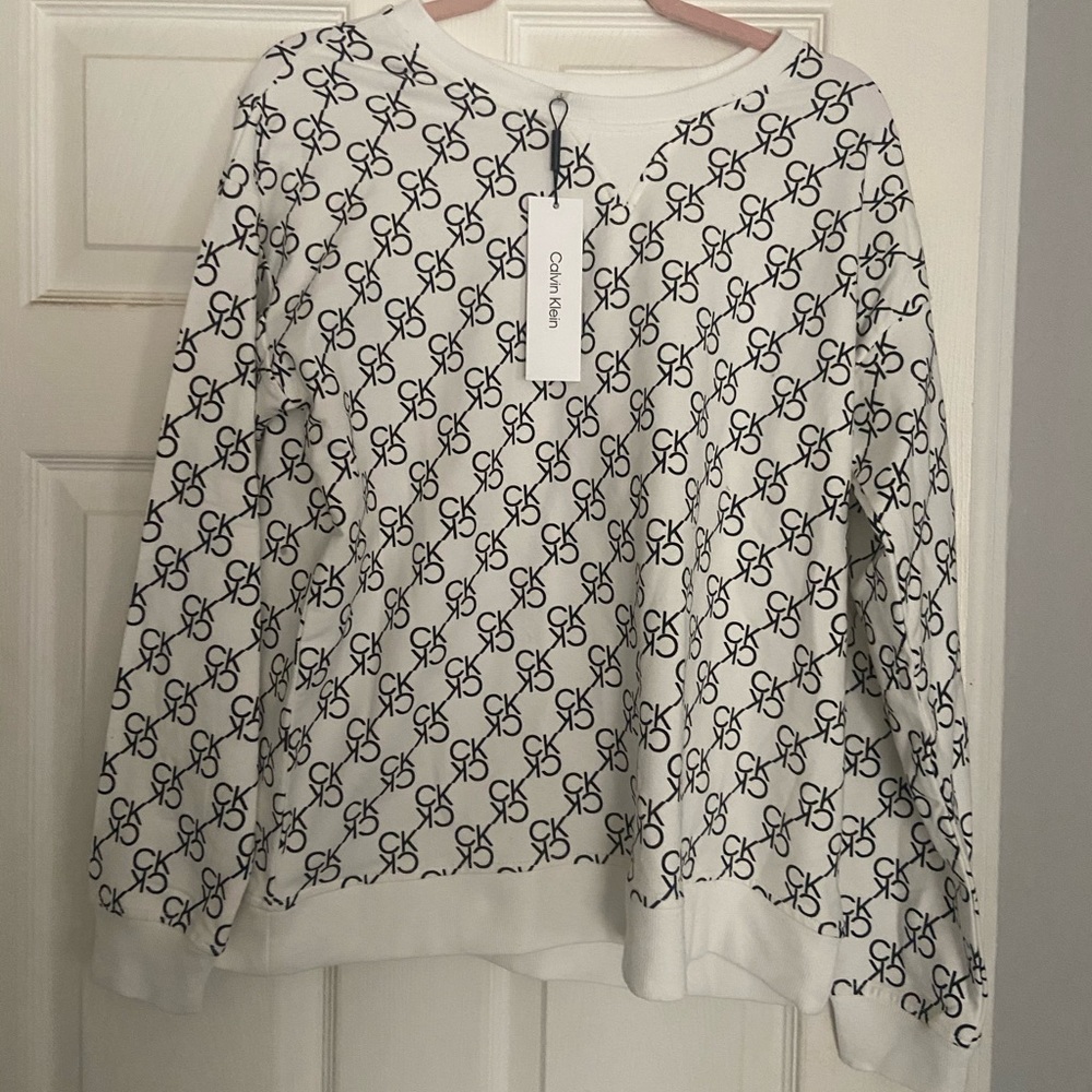 Calvin Klein sweatshirt